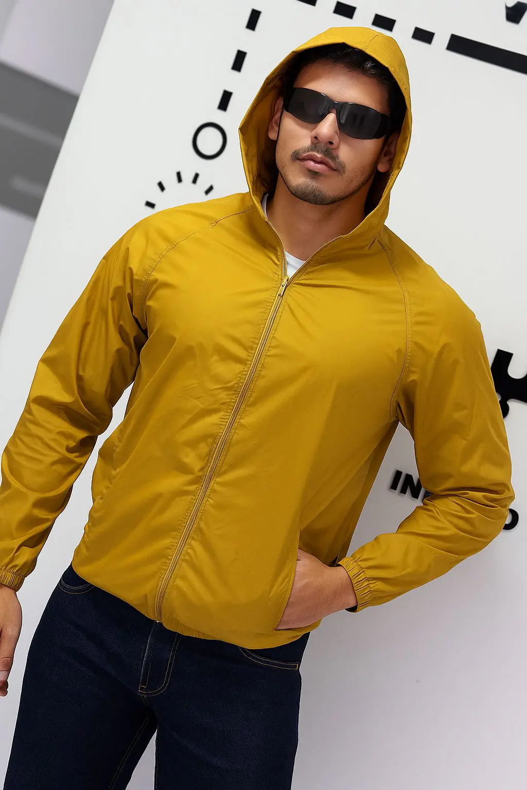 CHAQUETA ROMPEVIENTOS