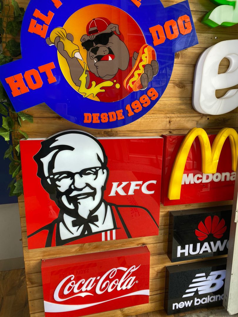 Todo Lo Relacionado Con Publicidad