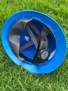 Casco Ala Completa Tipo Cachucha V-Gard Con Portalámparas - Imagen 4