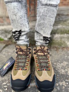 Bota Thundra - Imagen 4