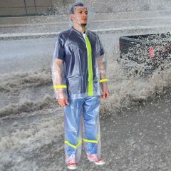 Conjunto Traslucido Con Cintas Reflectivas