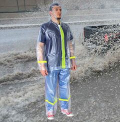 Conjunto Traslucido Con Cintas Reflectivas